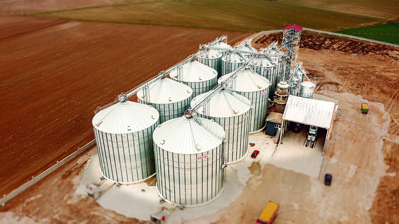 sezgin-silo-3.jpg