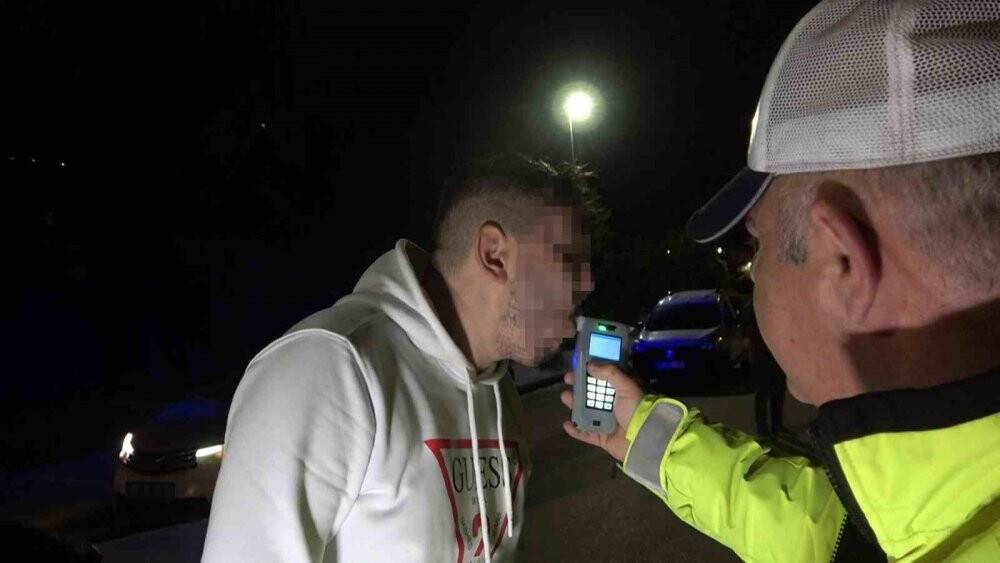 Üflemek yerine yutmaya çalıştı