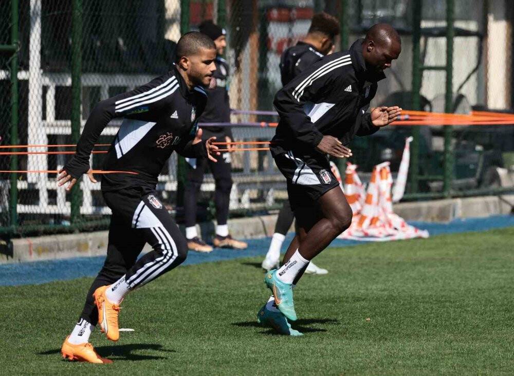 Beşiktaş'ta İstanbulspor mesaisi sürüyor
