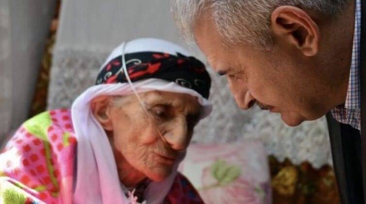 Binali Yıldırım’ın annesi Fahriye Yıldırım son yolculuğuna uğurlandı