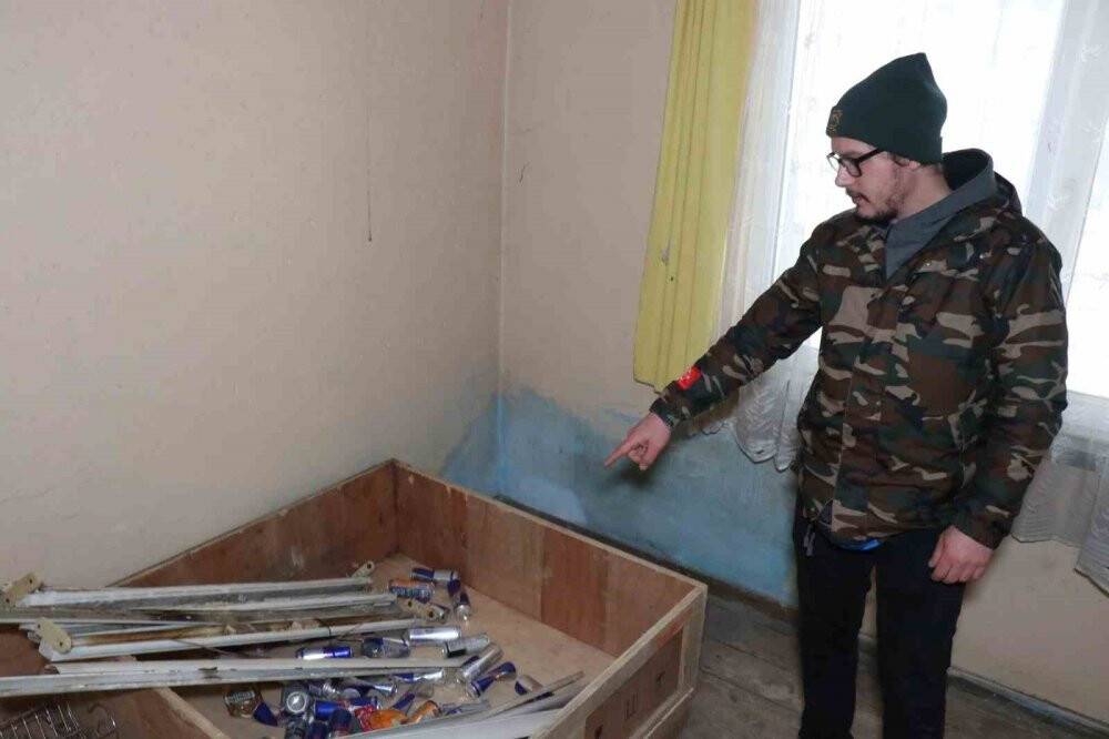 Hırsızlık yaptıkları evin duvarına ‘baba hakkını helal et’ yazdılar