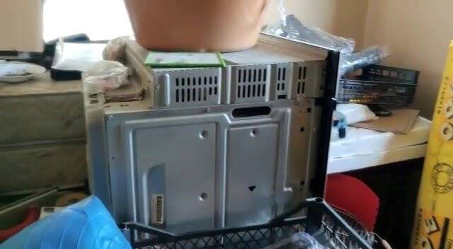 Hırsızlık yaptıkları evin duvarına ‘baba hakkını helal et’ yazdılar