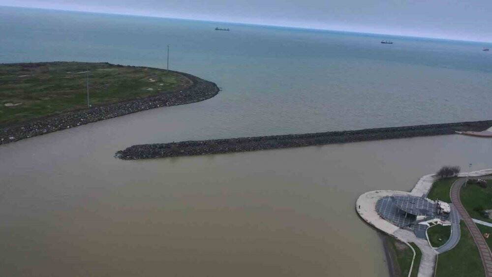 Kahverengiye döndü