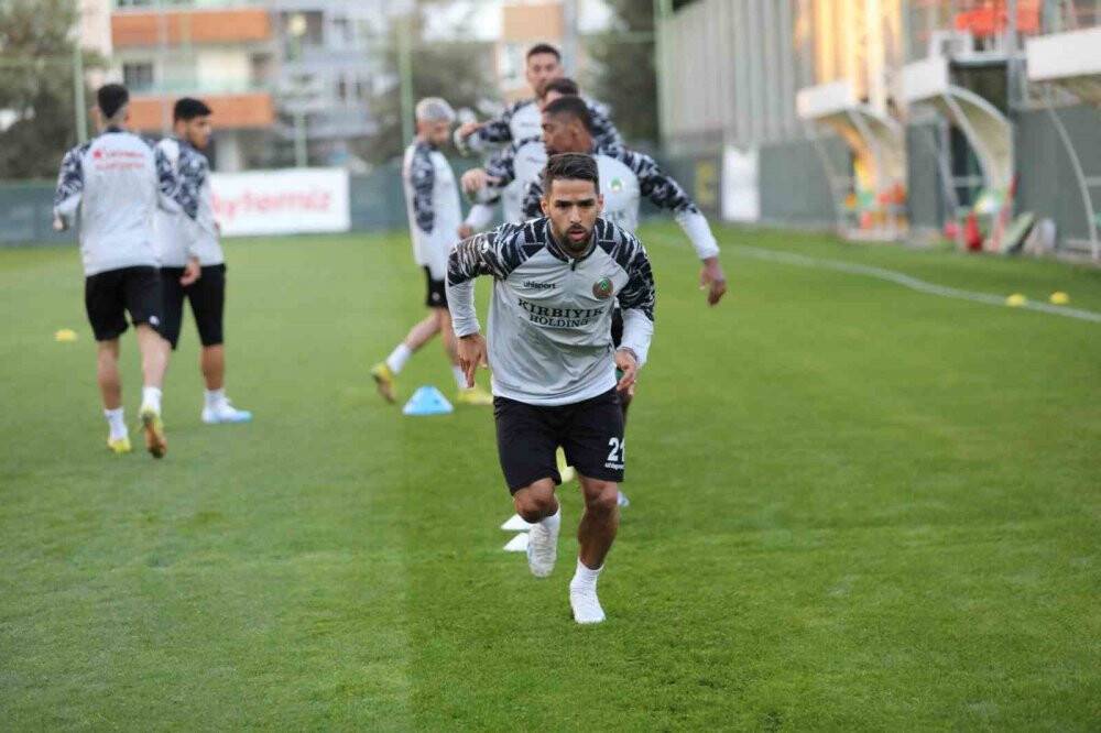 Yanal: "Hedefimiz her zaman daha iyisi"