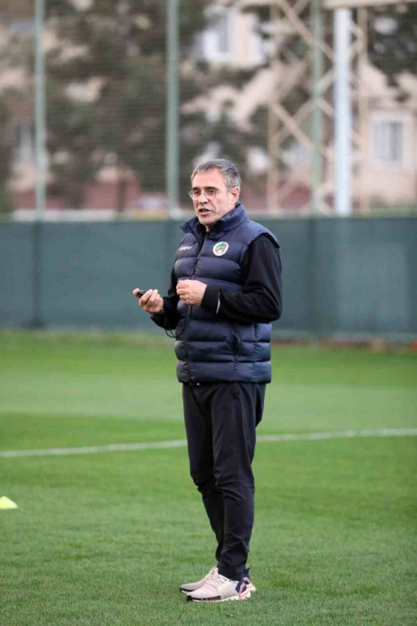 Yanal: "Hedefimiz her zaman daha iyisi"