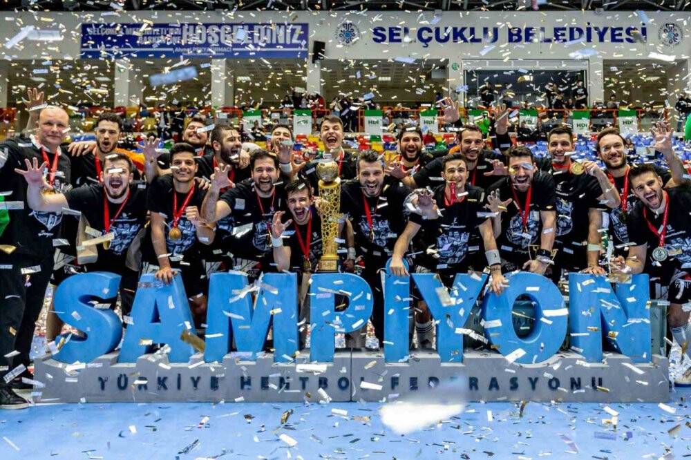 Hentbol Erkekler Türkiye Kupası'nda kazanan belli oldu