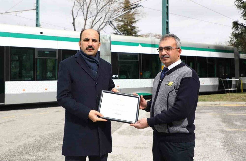 Başkan Altay2dan depremde görev yapan personele teşekkür