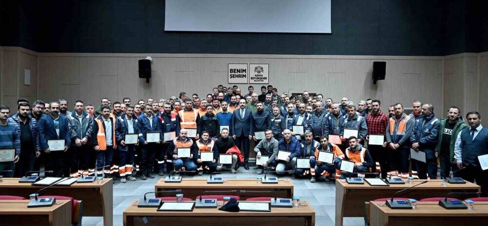 Başkan Altay2dan depremde görev yapan personele teşekkür