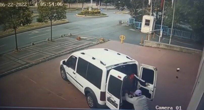 Soyguna gelen hırsızlar  taş yağmuruna tutuldular