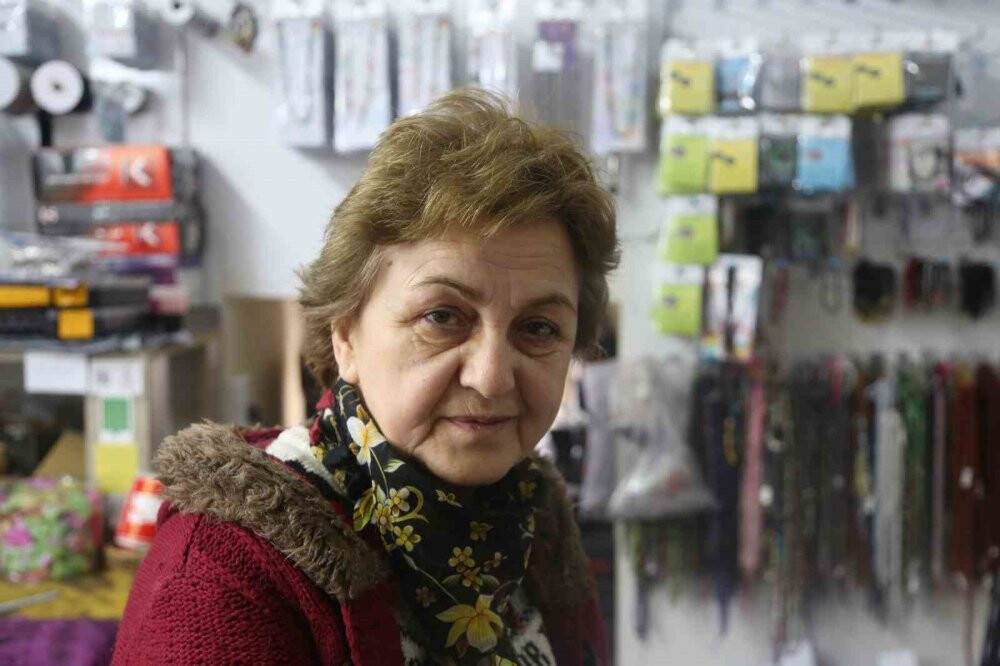 Hobi olarak taşlara şekil vermeye başladı, şimdi yurtdışına bile satıyor