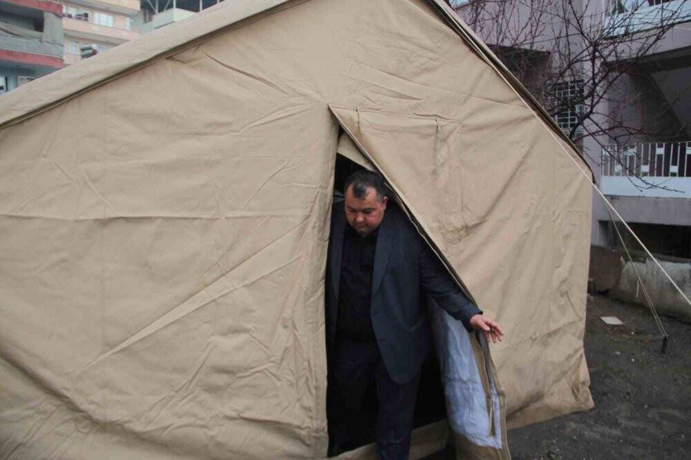 Depremle gündem olan müteahhit milletvekili aday adayı