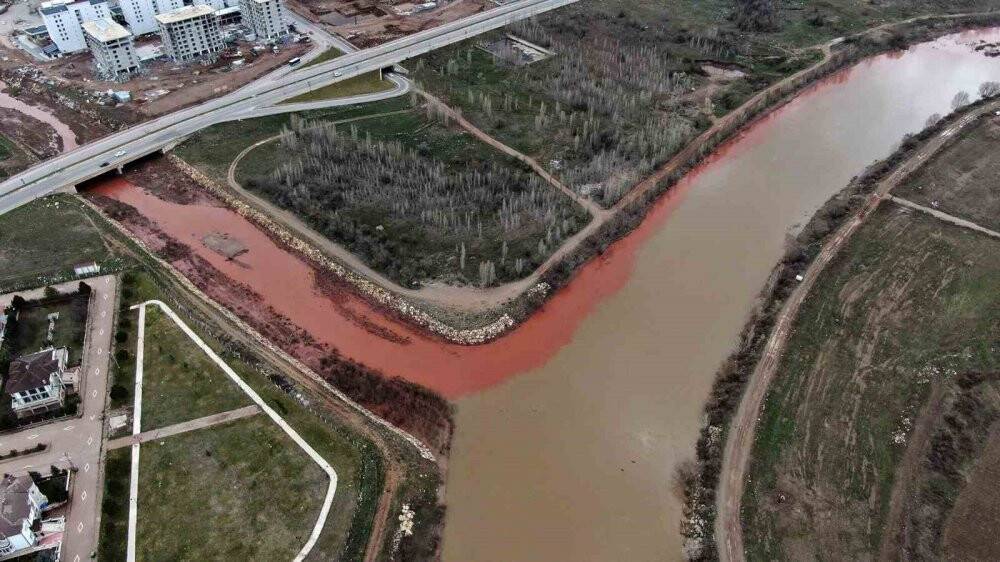 Kızılırmak’a adını veren çay adeta coştu