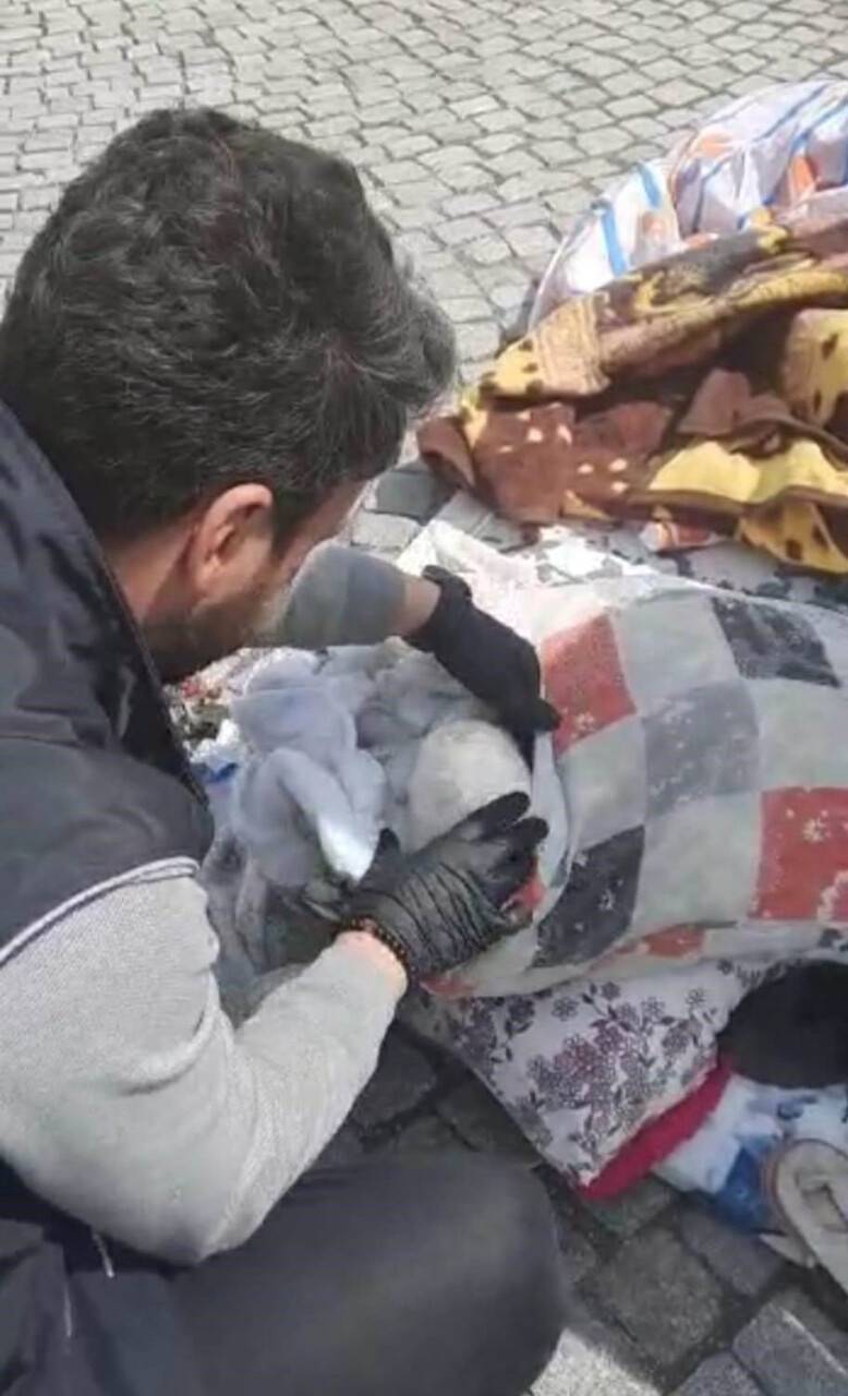 Konya'da yastık içinden uyuşturucu çıktı