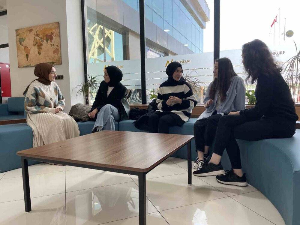 Öğrenciler bu proje ile öğretmenliğe 1-0 önde başlıyor