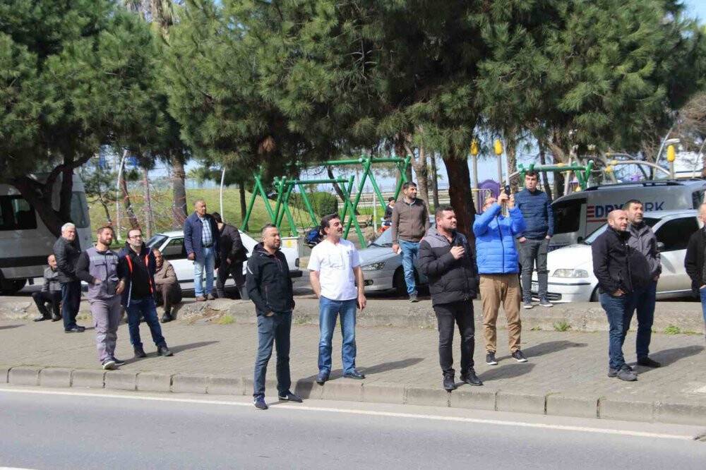Ana su borusu patladı, ortalık savaş alanına döndü