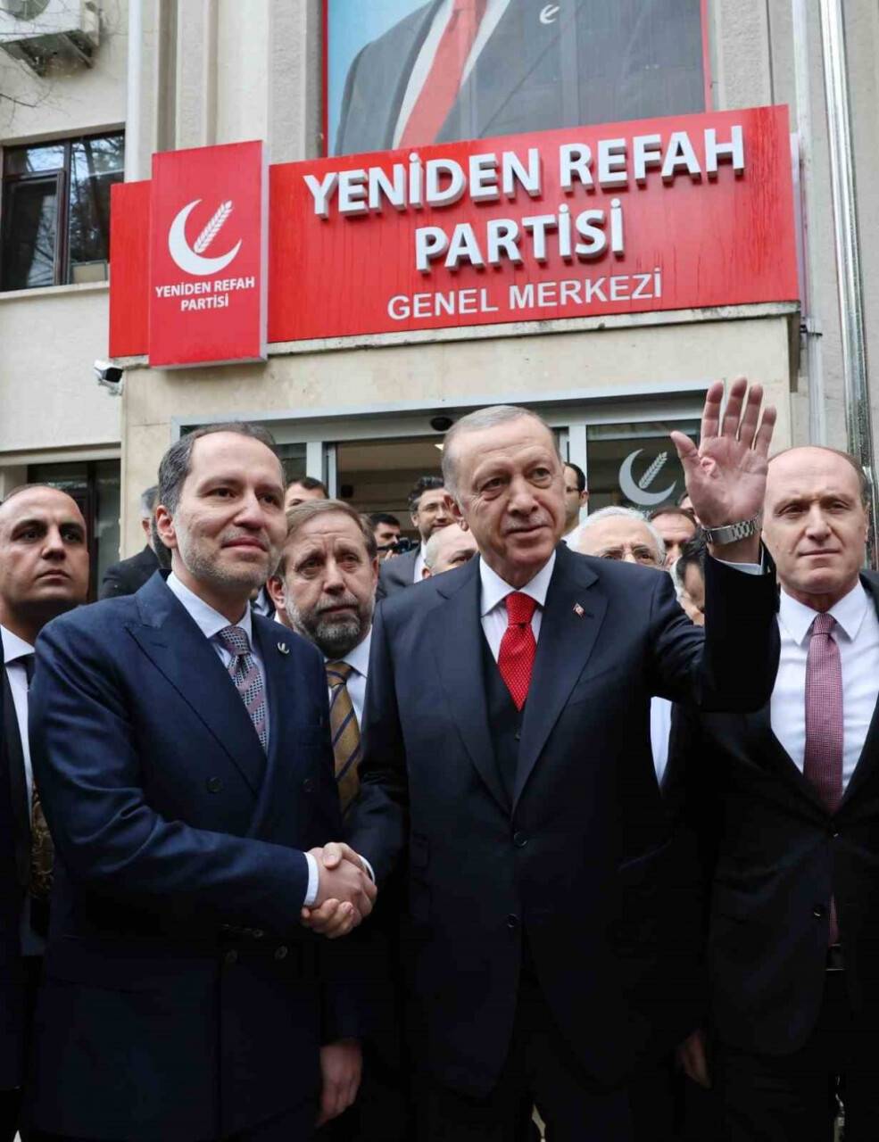 Cumhurbaşkan Erdoğan’ın Yeniden Refah Partisi'ni ziyaret etti