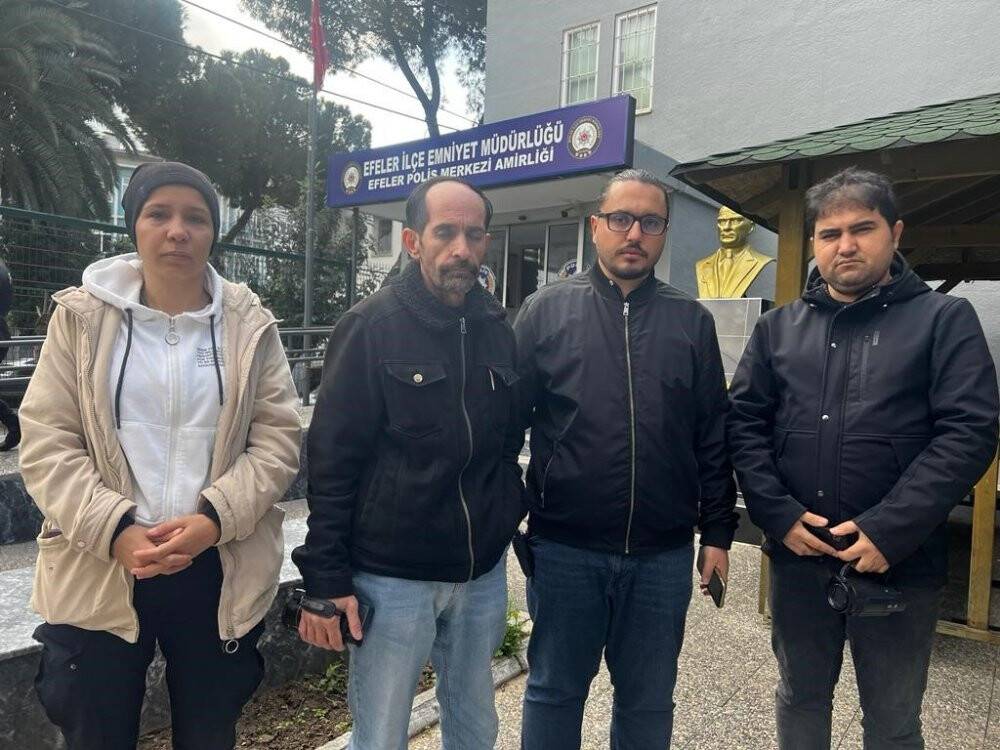 Adliye önünde gazetecilere çirkin saldırı