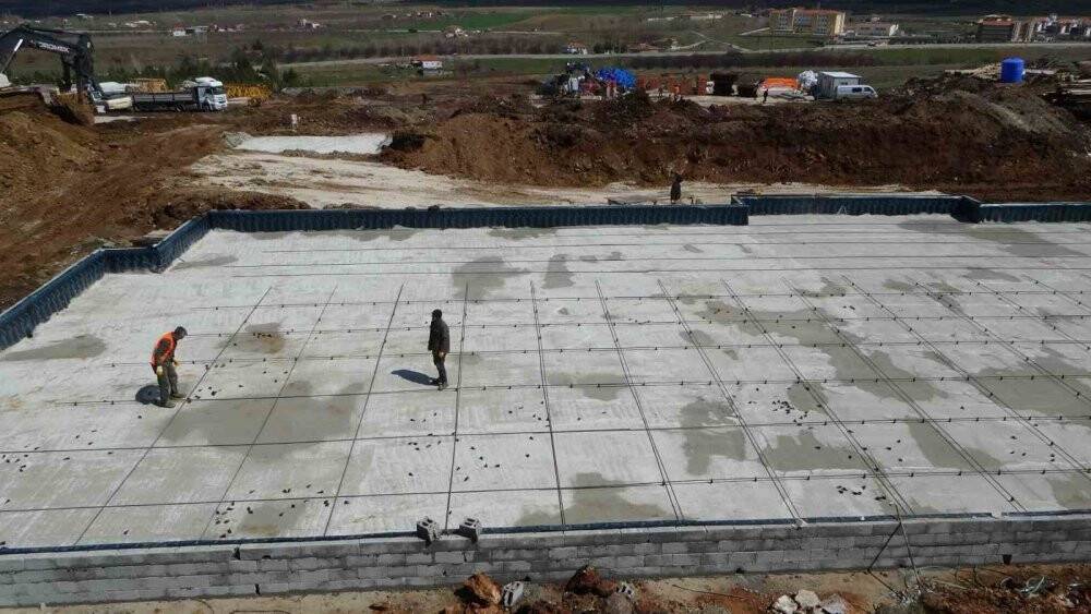 Depremzedelere 952 TOKİ konutu için temel atıldı