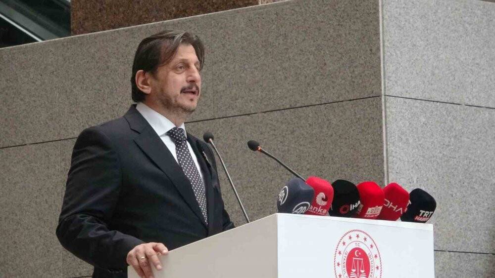 Şehit Savcı Mehmet Selim Kiraz ölümünün 8’inci yıl dönümünde adliyede anıldı