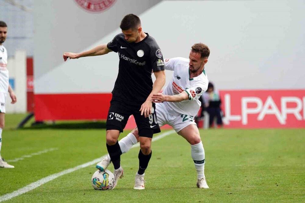 Ümraniye'de puanlar paylaşıldı