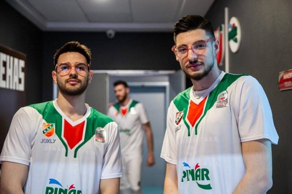 Kansere karşı pembe gözlük taktılar