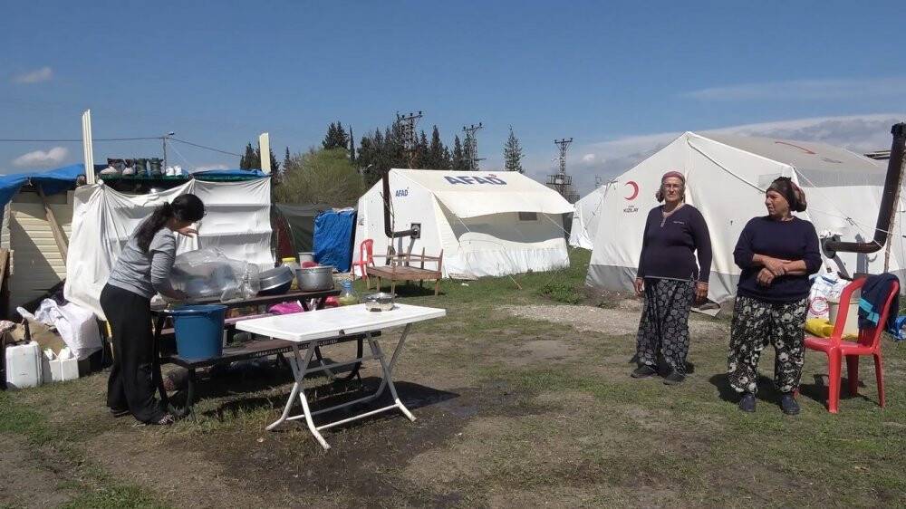 Temeller atıldı, köy evleri inşa ediliyor