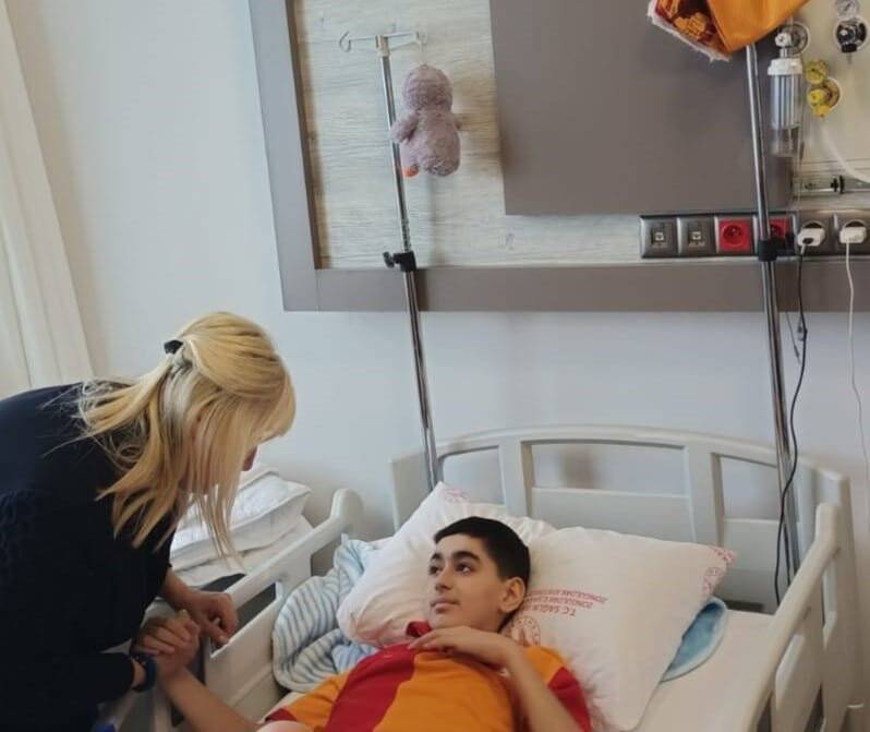 2 gün enkaz altında kaldı, hastanede sınava hazırlanacak