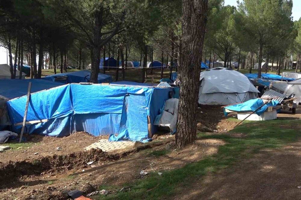 Evleri yıkılan aileler: "Kendimizi burada güvende hissediyoruz"