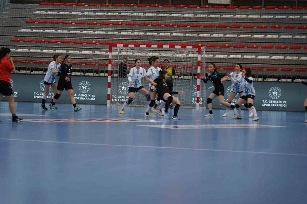 Hoc Ahmet Yesevir Türkiye Şampiyonasında