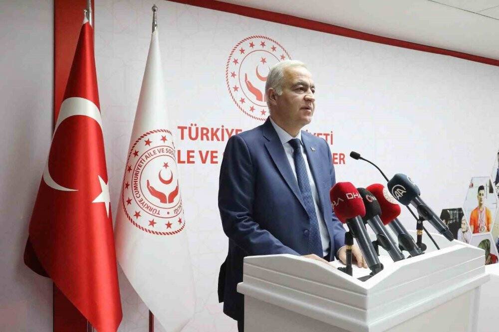 Şehit yakını, gazi ve gazi yakınlarının kamuya ataması yapıldı