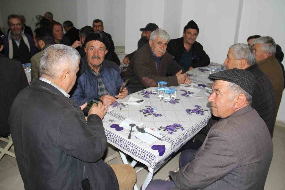 Göl Feneri Derneği her gün bin kişiyi doyuruyor