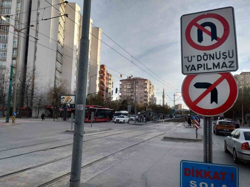 Konya'da dönüş yasağı ihlali kazaya sebep oldu! O anlar kamerada