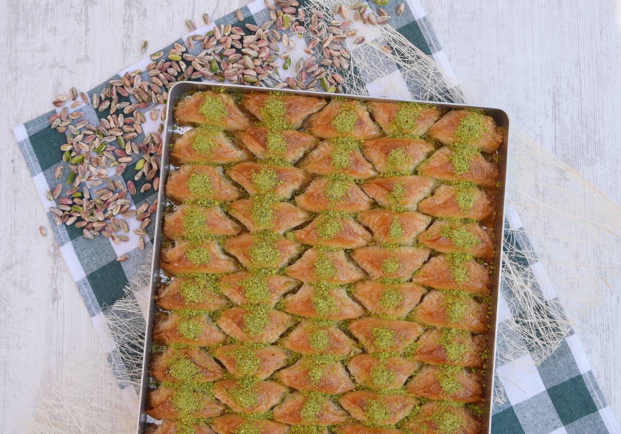 nadir-yildiz-baklavacisi-5.jpg