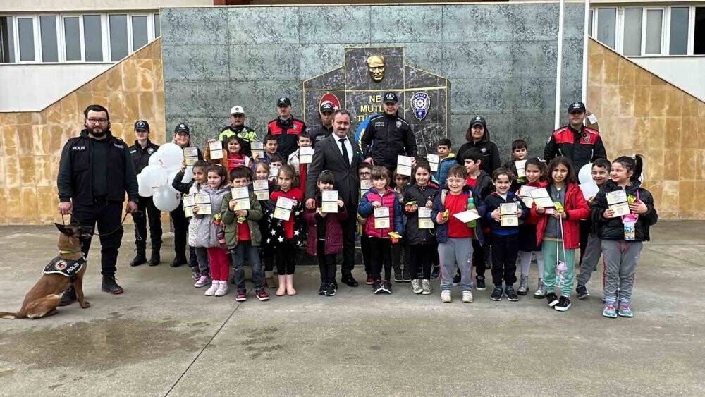 Çocuklara TOMA sürprizi