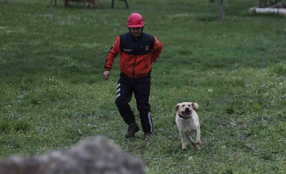 Depremin kahramanları...Böyle yetiştiriliyorlar