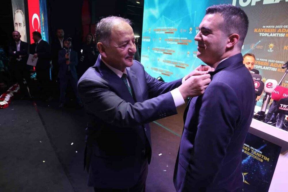 Akşener'in danışmanın Hasan Sami Özvarinli, AK Parti'ye katıldı: İhanet Çukuruna hizmet edemem!