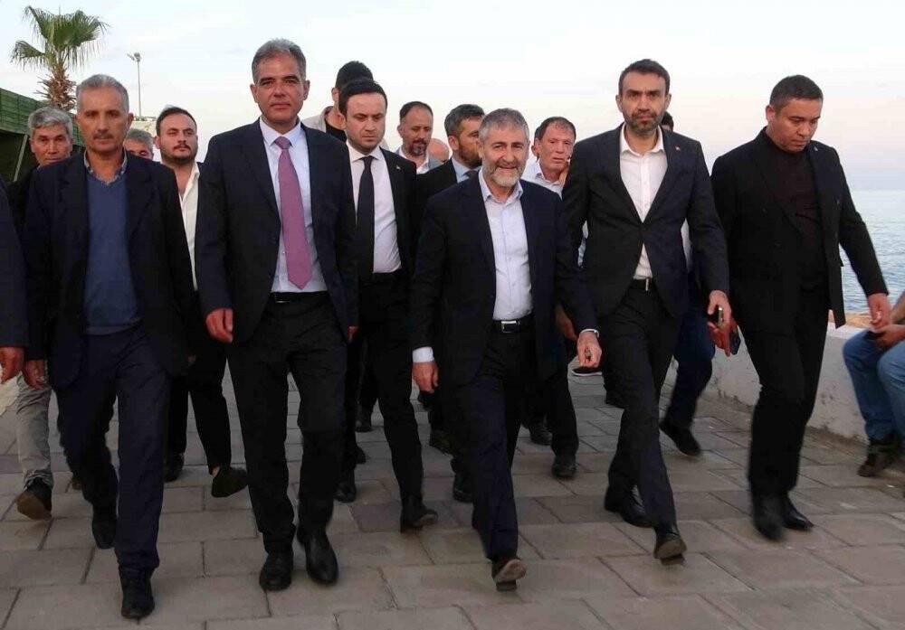 Bakan Nebati: "Yapılacak oylama 21. yüzyılın Türkiye yüzyılı olması için son dönüşün oylaması"