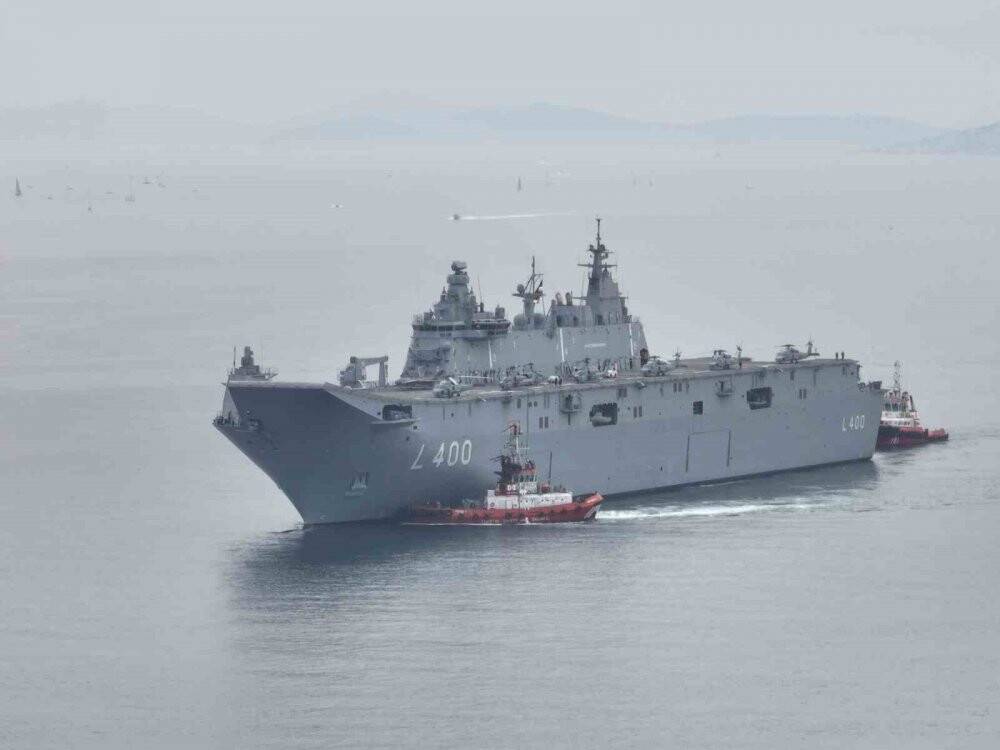 TCG Anadolu Sarayburnu’na demir attı