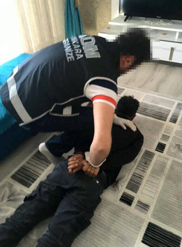 500 milyon liralık kredi vurgun! "Batık kredi" çetesi çökertildi