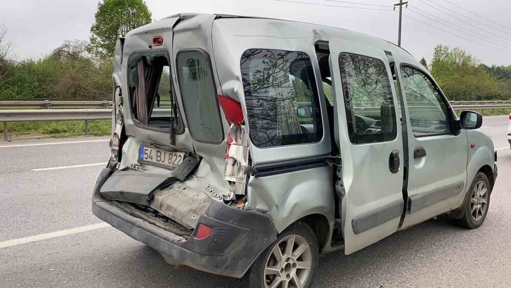 Kazayı tesadüfen gören doktor yaralılara ilk müdahaleyi yaptı