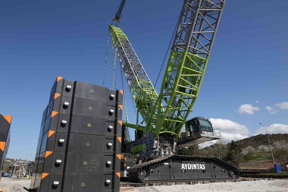 Türkiye’nin milli projelerini bu dev vinç kaldıracak