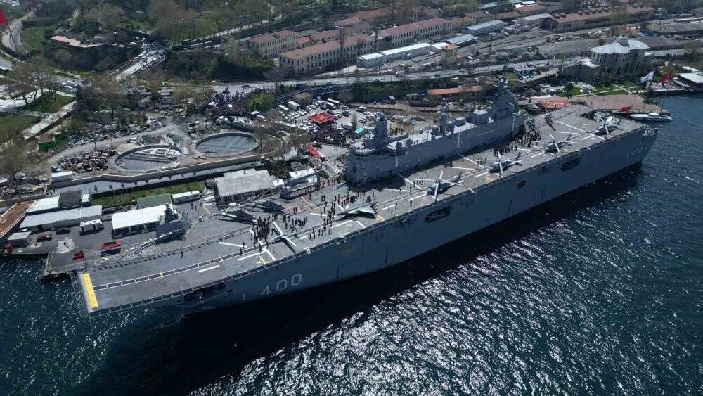 Türkiye'nin yüzen üssü bayramda ziyaret edilebilecek