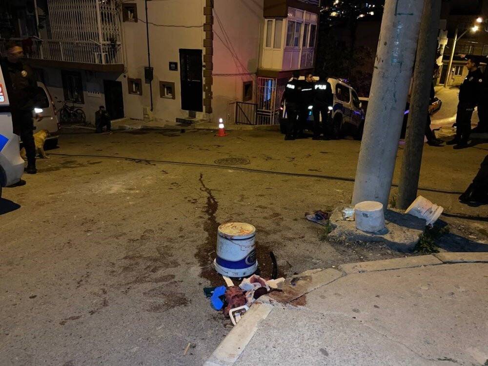 2  grup arasında bıçaklı kavga: 1’i ağır 2 yaralı