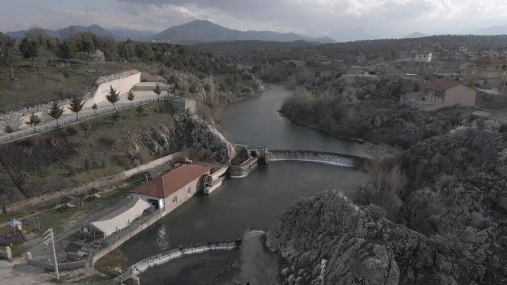Beyşehir Gölü’nü besleyen su kaynakları yağışlarla can buldu