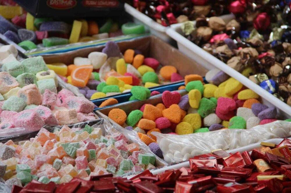 Konya’da Tarihi Bedesten Çarşısı'nda bayram yoğunluğu