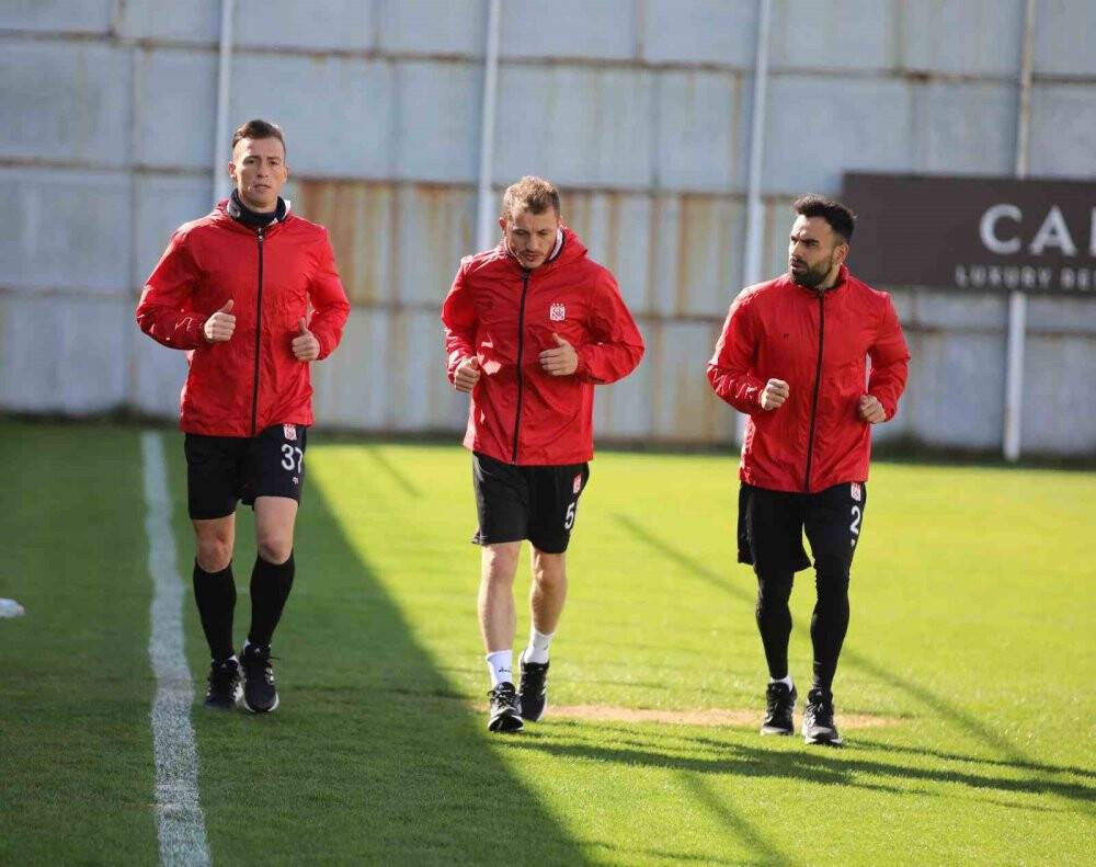 Sivasspor ara vermeden hazırlıklarına başladı