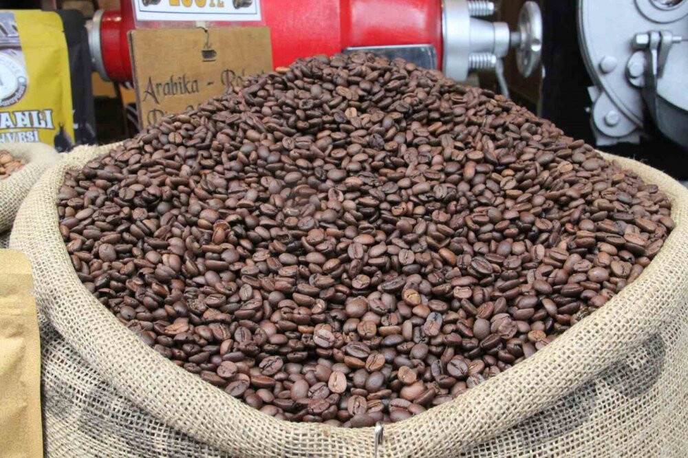 Konya'da bayramın vazgeçilmezi: Türk kahvesi