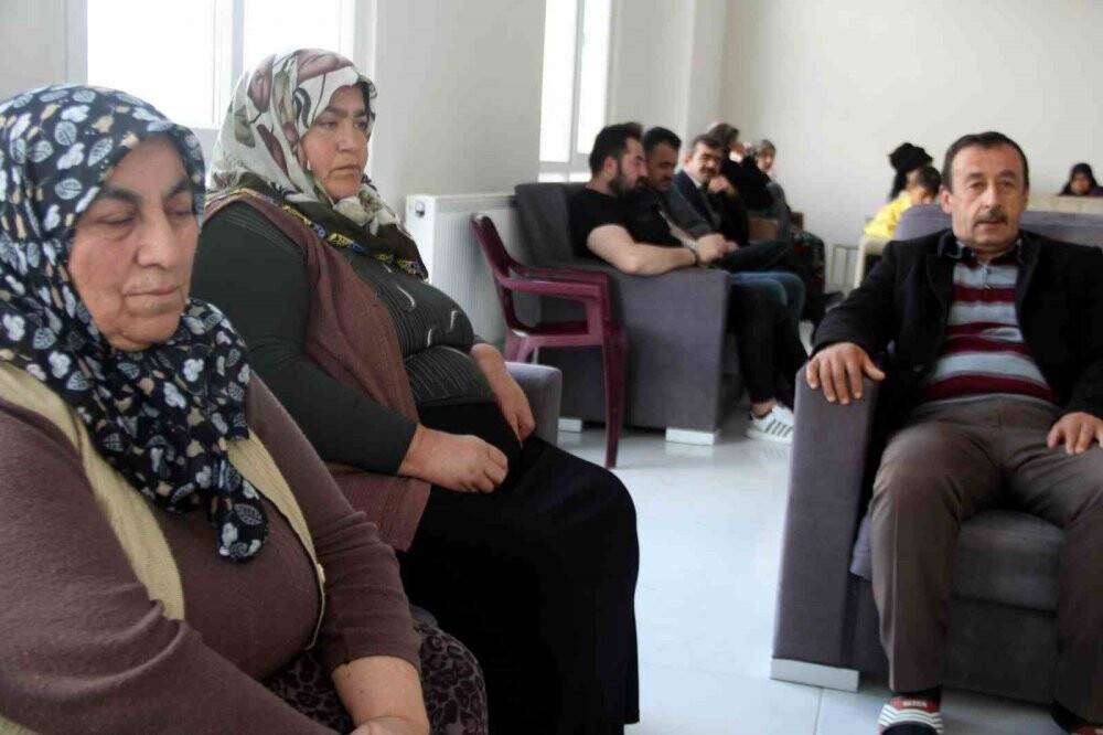 Aynı soy ismi taşıyan 93 depremzede bu yurtta yaşıyor