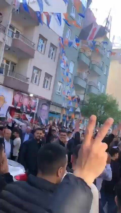 Kılıçdaroğlu’nun gelişi öncesi Kahta’daki provokasyonun görüntüleri