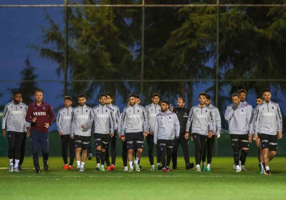 Trabzonspor'da 3 günlük iznin ardından Konyaspor hazırlıkları başladı